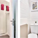 Campolide Door Apartment Lisbon