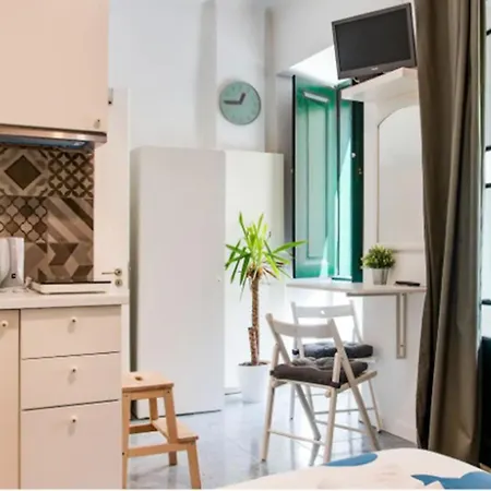 Campolide Door Lisboa